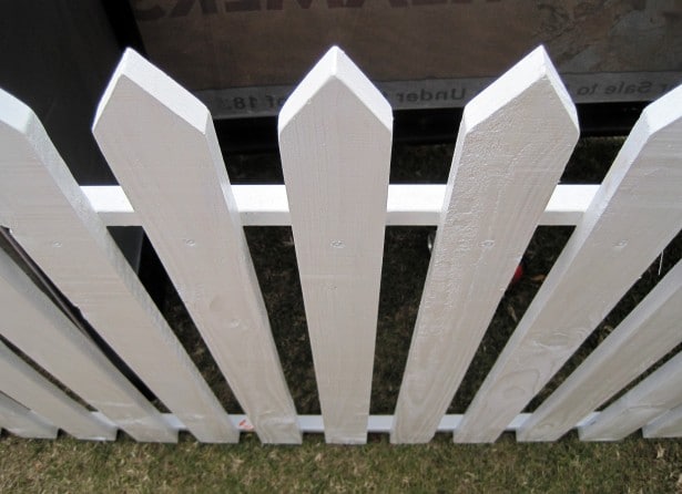 What Is The Longest Lasting Fencing Material?